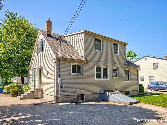 5th image of 1235 Oakes Ave