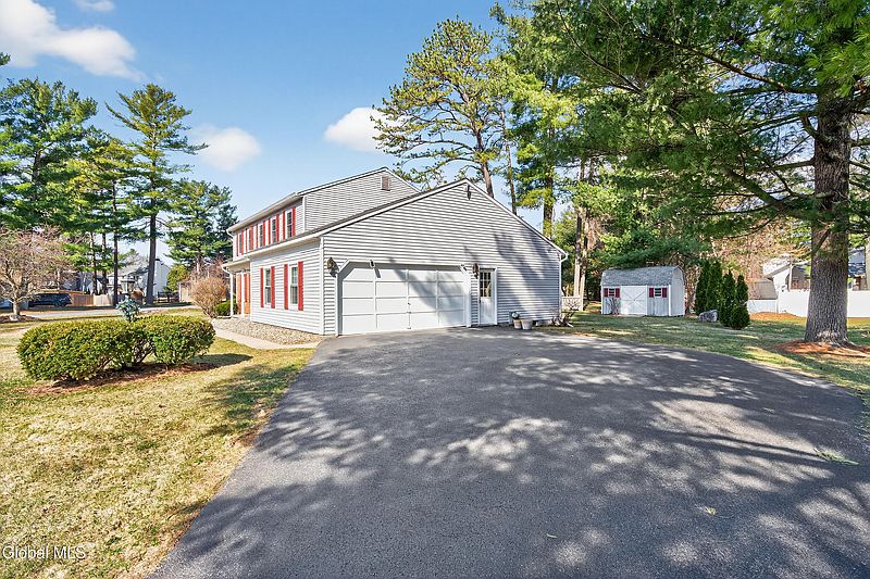 2nd image of 655 Salvia Lane