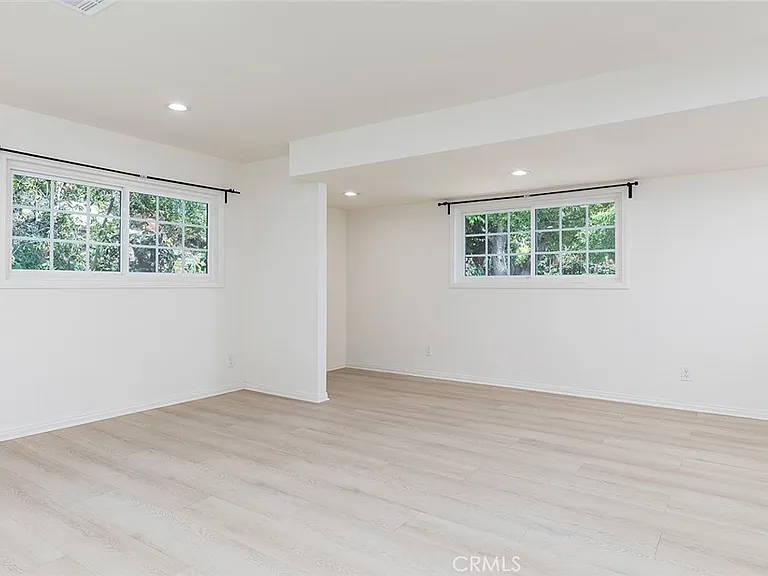 3511 Paraiso Way — Photo 16