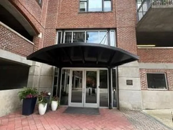 3235 Roswell Rd NE Unit 402, Atlanta, GA 30305