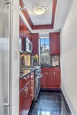 Sold by Compass | media 17