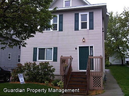 1st image of 1014 Pacific St