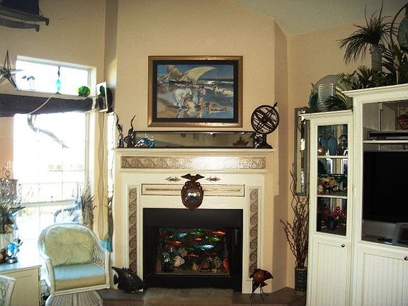 5th image of 1226 Maui Dr