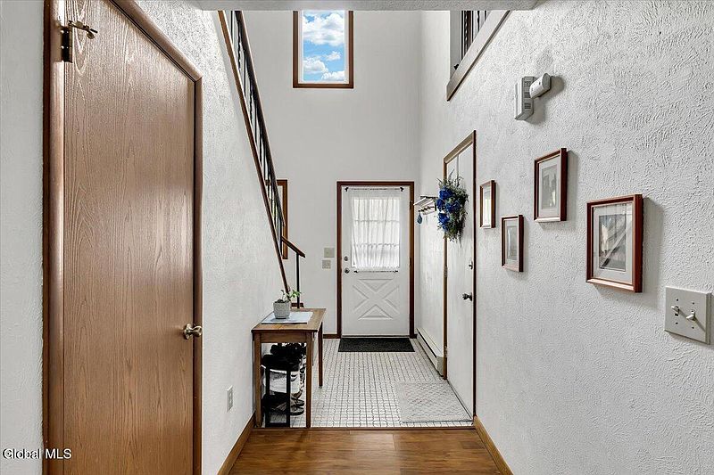 2nd image of 544 Townwood Drive