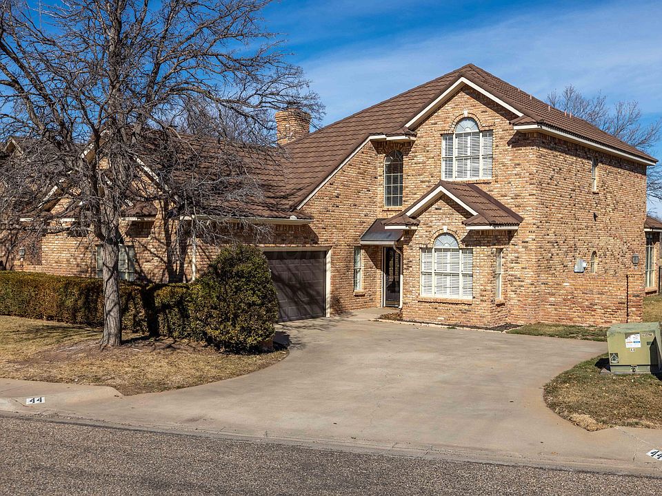 1st image of 44 Saint Andrews Dr