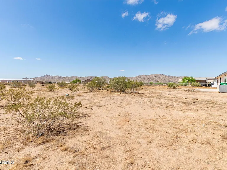 53531 W Moondust Rd — Photo 13