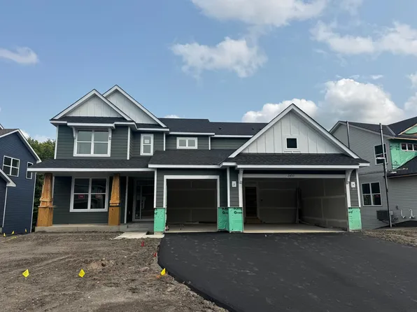 2493 Rock Elm Rd, Shakopee, MN 55379