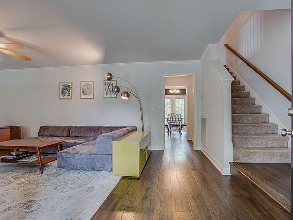 5th image of 1304 Branchside Ct