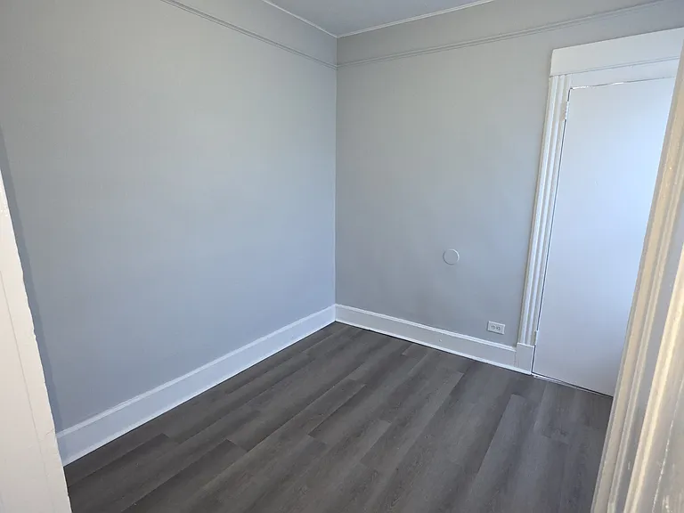 53 Linden St #9 — Photo 10