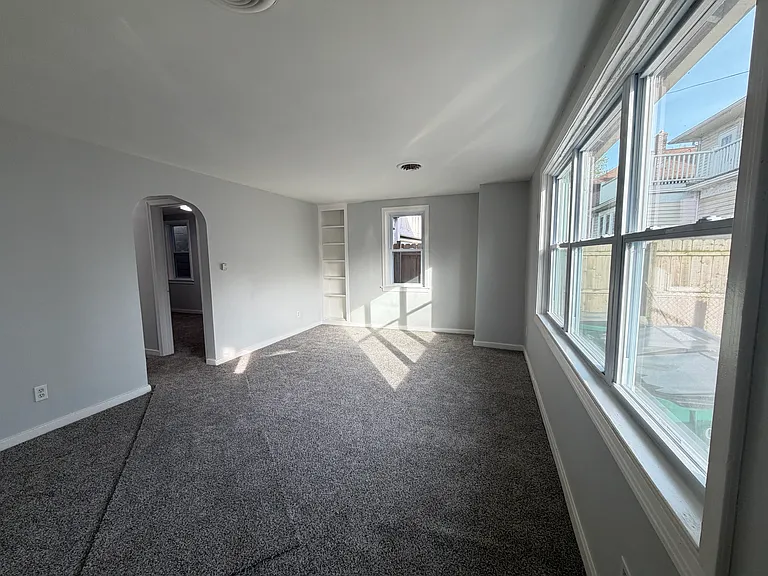 2026 Hertel Ave #A4 — Photo 15