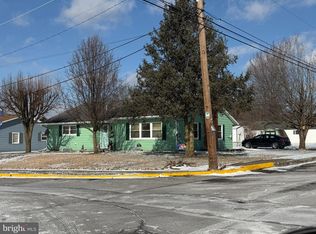 831 James St, Roaring Spring, PA 16673