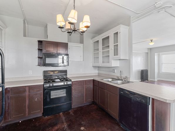 111 E 16th St #301