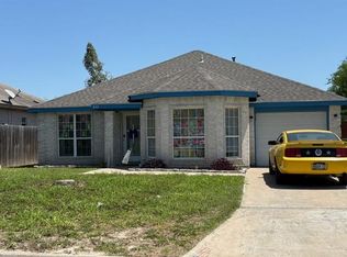 832 N 7th St, Alamo, TX 78516