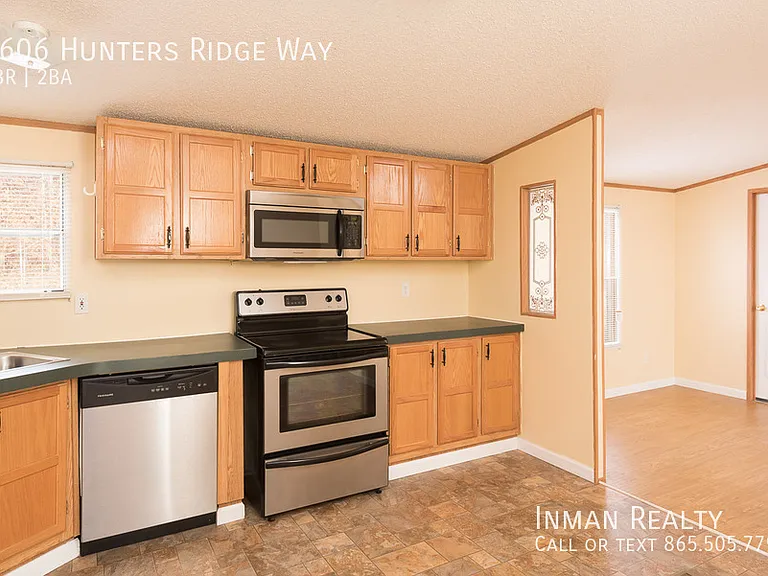 7606 Hunters Ridge Way — Photo 6