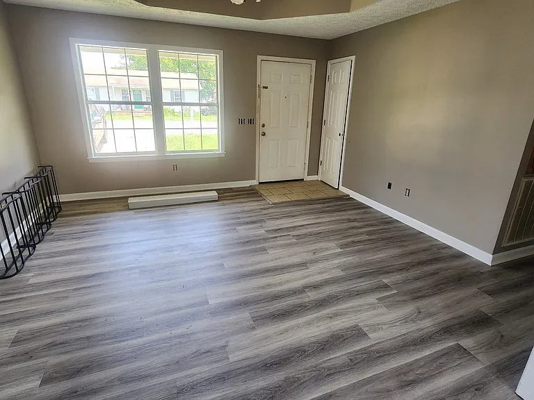 610 N Greenwood Ext — Photo 14