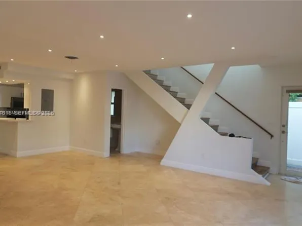 7312 Gary Ave #Townhouse 7312, Miami Beach, FL 33141