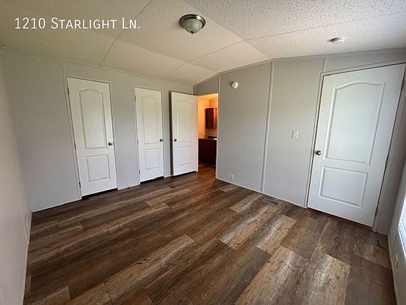 4th image of 1210 NW Starlight Ln