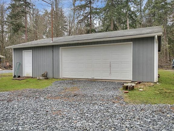3rd image of 25306 155th Avenue Ct E