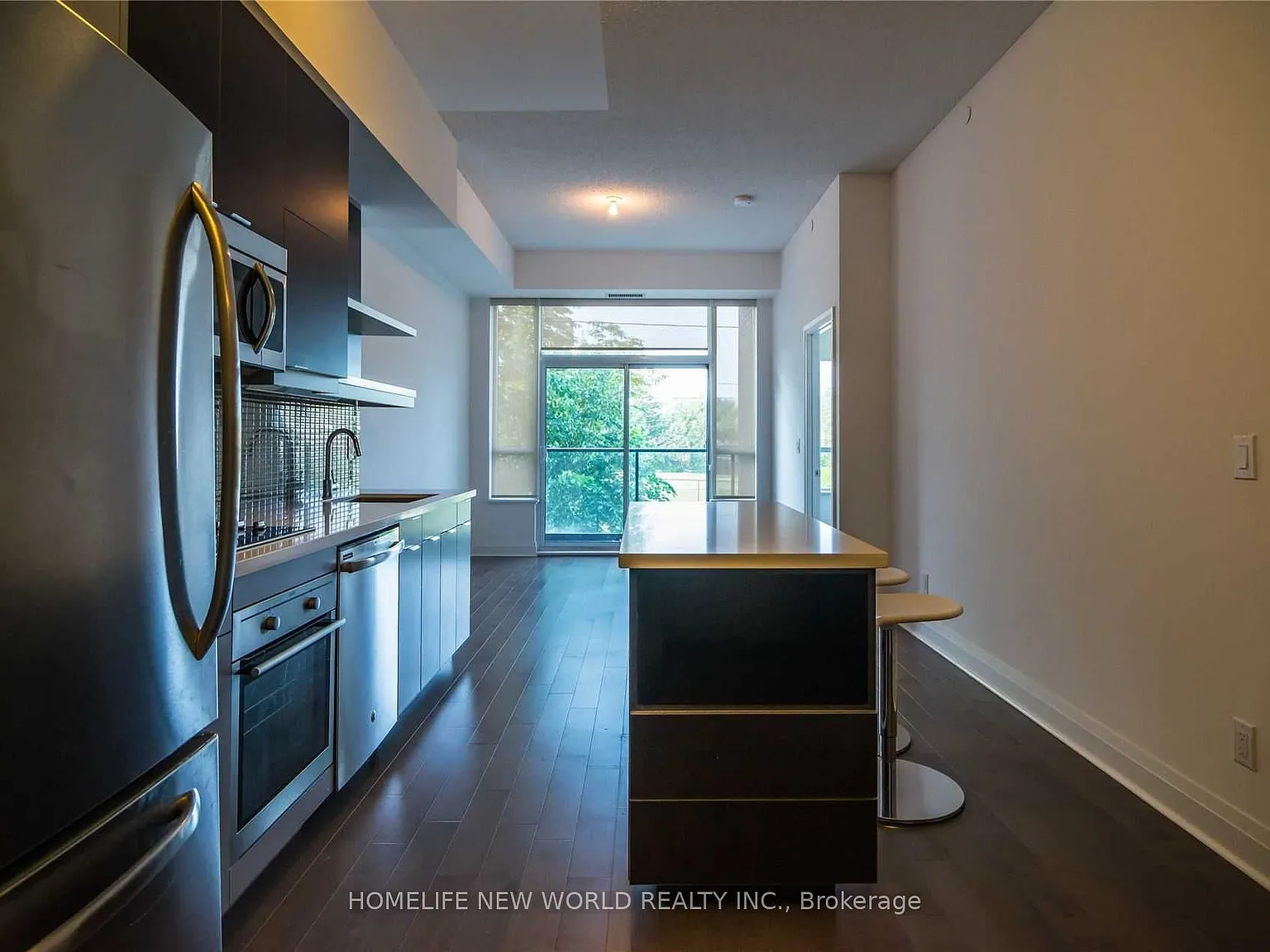 2 bed, $2,400 — Photo 3