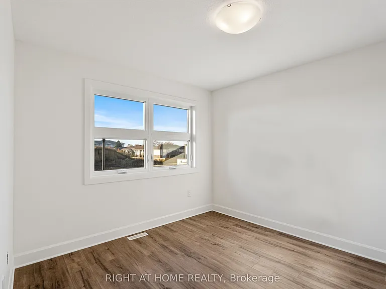 2 Welch Ct — Photo 23