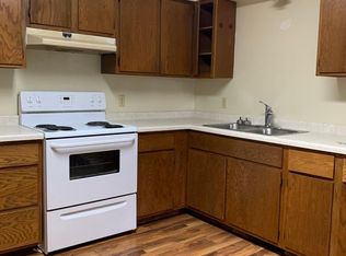 2622 Nelson Dr APT 6, Menomonie, WI 54751