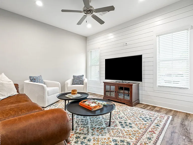 630 Village Dr #3 — Photo 4
