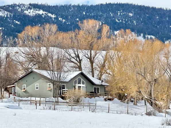 250 Melton Ln, Hot Springs, MT 59845