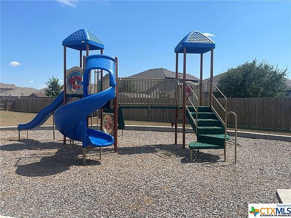 5th image of 1530 Redbridge Dr