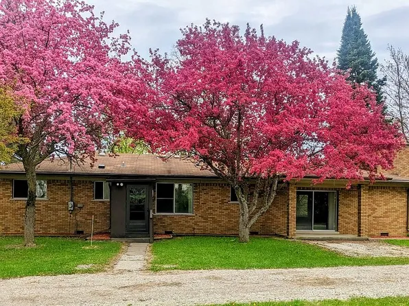 7860 Rynn Rd, Avoca, MI 48006