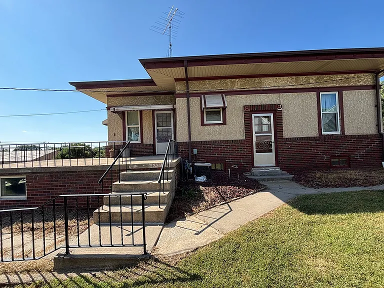 2206 W Norfolk Ave — Photo 8