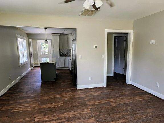 4th image of 2604 Belvedere Dr