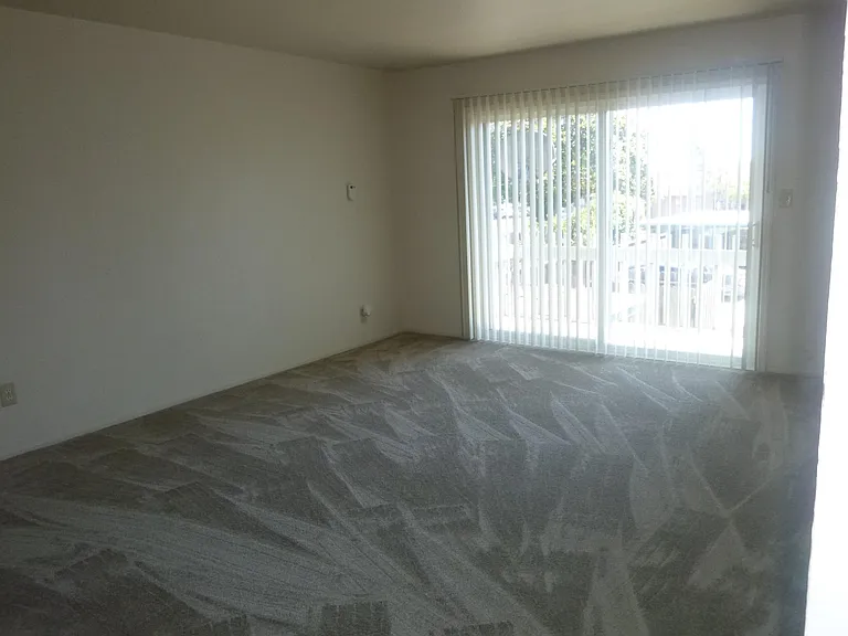 2155 Fairway Dr #2 — Photo 3