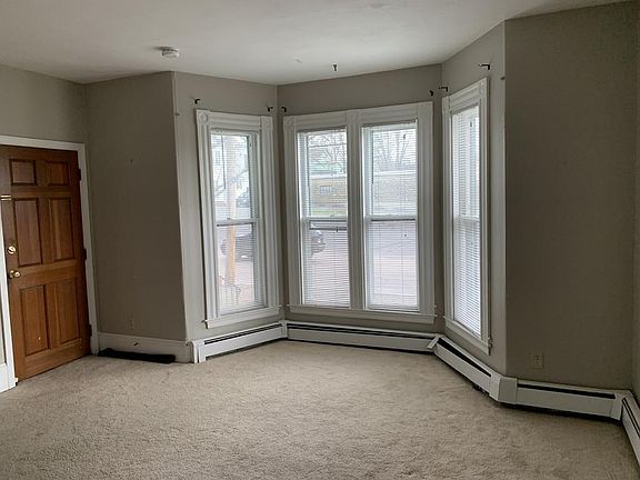 2nd image of 106 Monk St #1