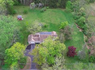 832 Jackson Valley Rd, Oxford, NJ 07863