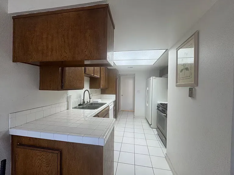 602 N Huntington Ave #1 — Photo 3