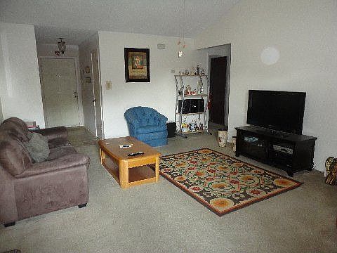 4th image of 753 Orleans Dr