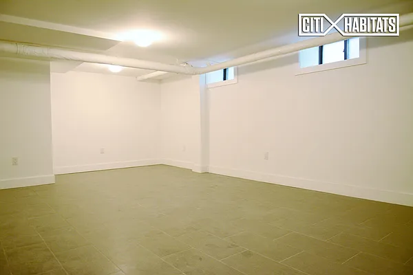 Rented by Citi Habitats | media 32