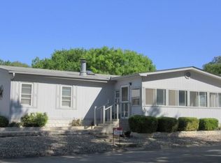 315 Live Oak St, Ingram, TX 78025