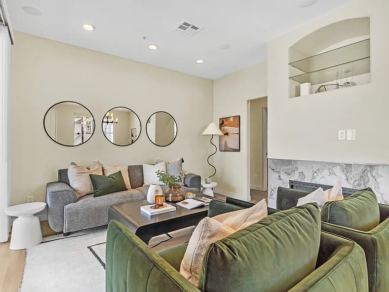 11424 Via Rancho San Diego #92-EL — Photo 2