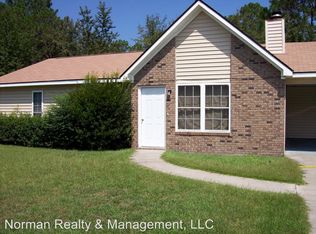 230 Honey Lane Cir, Hinesville, GA 31313