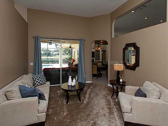 2nd image of 10061 Brandon Cir