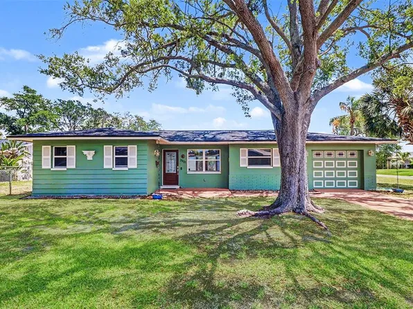 7901 3rd St N, Saint Petersburg, FL 33702