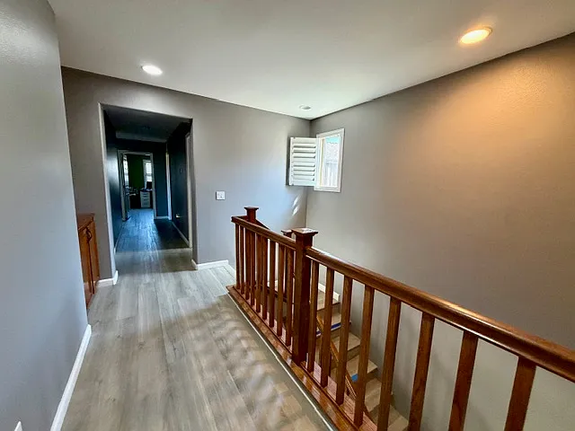 2297 Treetop Ln — Photo 14