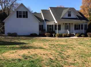 300 Neal Moore St, Cleveland, NC 27013