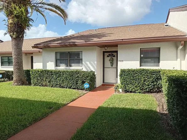 7909 Radcliffe Cir, Port Richey, FL 34668