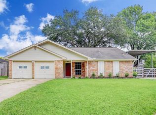 517 Boone Ct, Deer Park, TX 77536