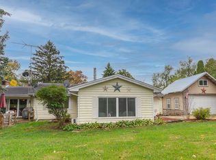 1389 W Mud Creek Rd, Oregon, IL 61061