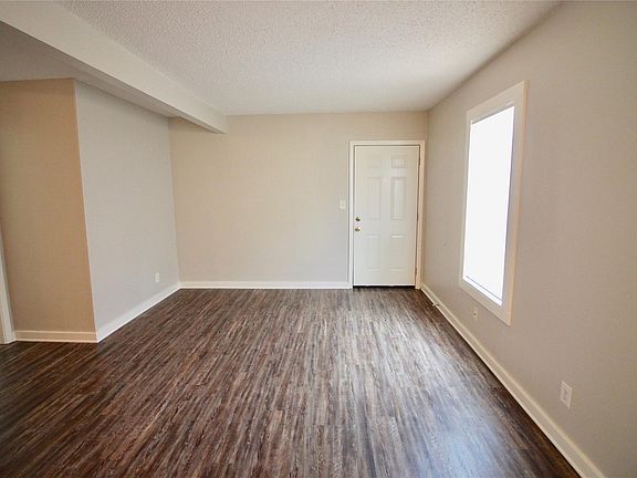 3rd image of 205 Love St #101