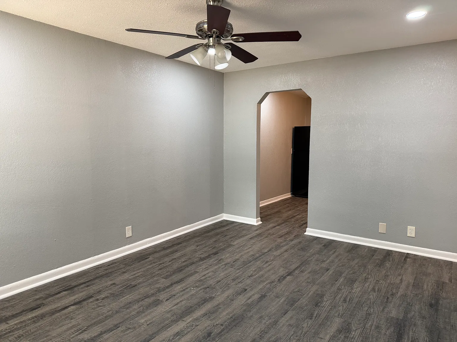 2 bed, 802 sqft, $1,495 — Photo 3