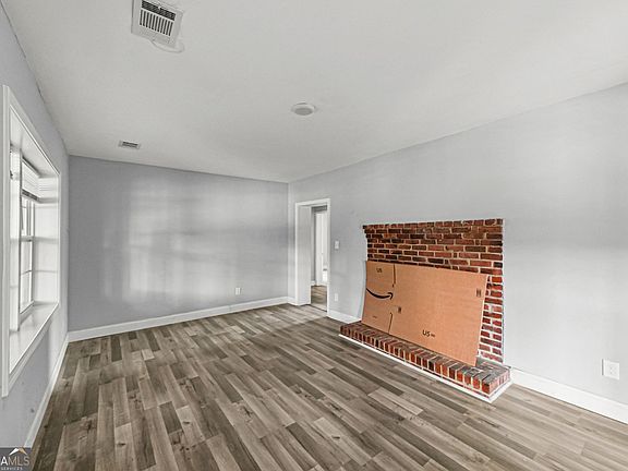 4th image of 450 McGarity Rd